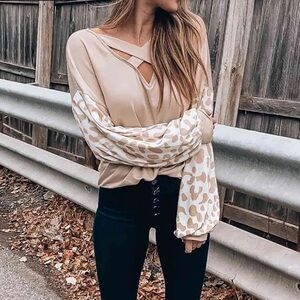 BiBi leopard sleeve nude boutique tunic top S